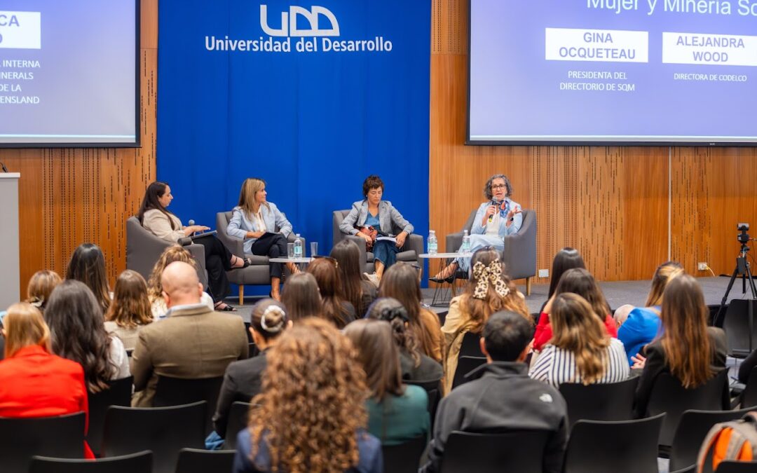 Francisca Rivero participates in “Women and Mining” seminar at UDD