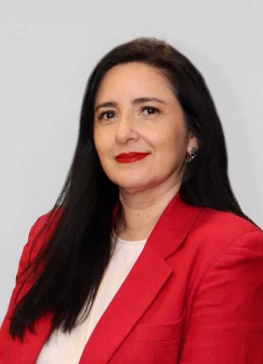 Dr. Mary Valdés
